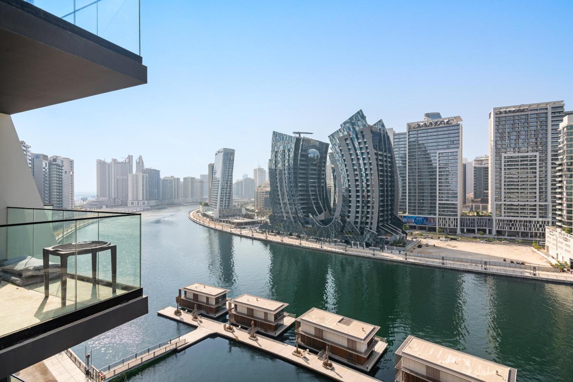 Furnished Apartment Binghatti Canal - Burj Khalifa View, Dubai Exterior foto